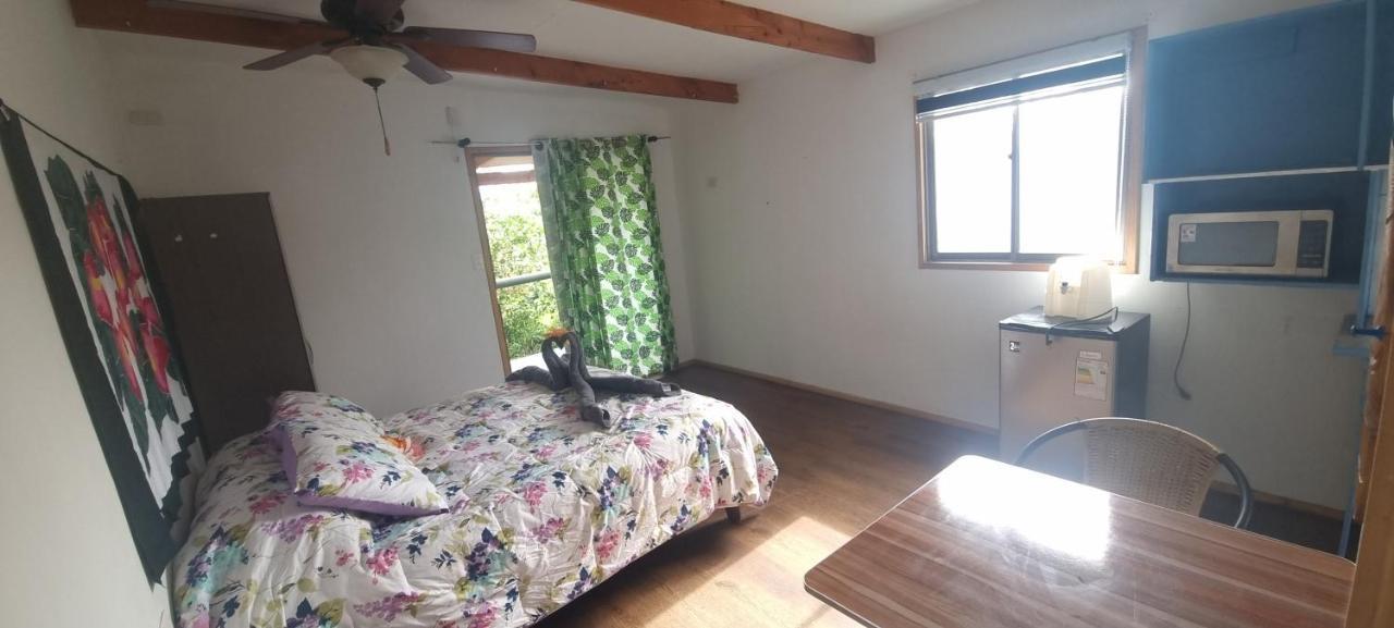 Hostal Henua Roa 2 Apartment Hanga Roa Bagian luar foto