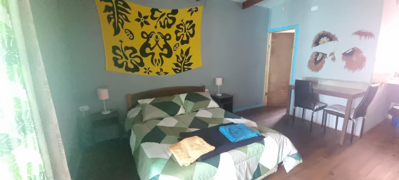 Hostal Henua Roa 2 Apartment Hanga Roa Bagian luar foto